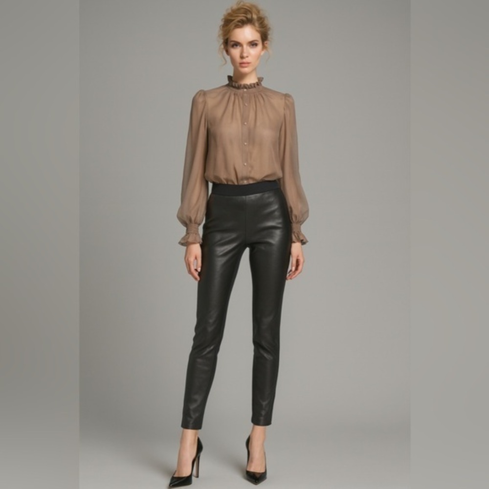 Joe Fresh faux leather front pants, fabric back legs, elastic waist 🖤